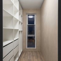 Прямая гардеробная для квартиры