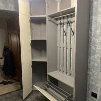 Угловой шкаф-прихожая в корридор